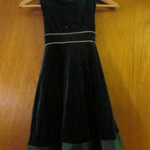 Dark Green Velvet Girls Dress